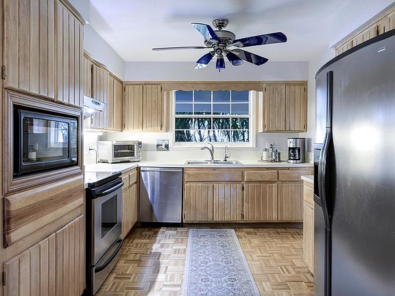 4th image of 728 Osprey Way