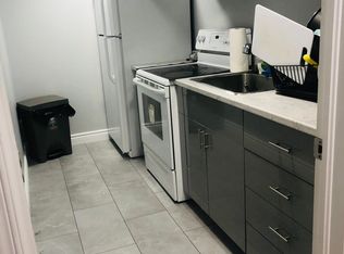 456 Weston Cres #1, Kingston, ON K7M 9E7