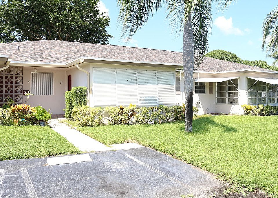 1st image of 1252 Club Dr W APT B