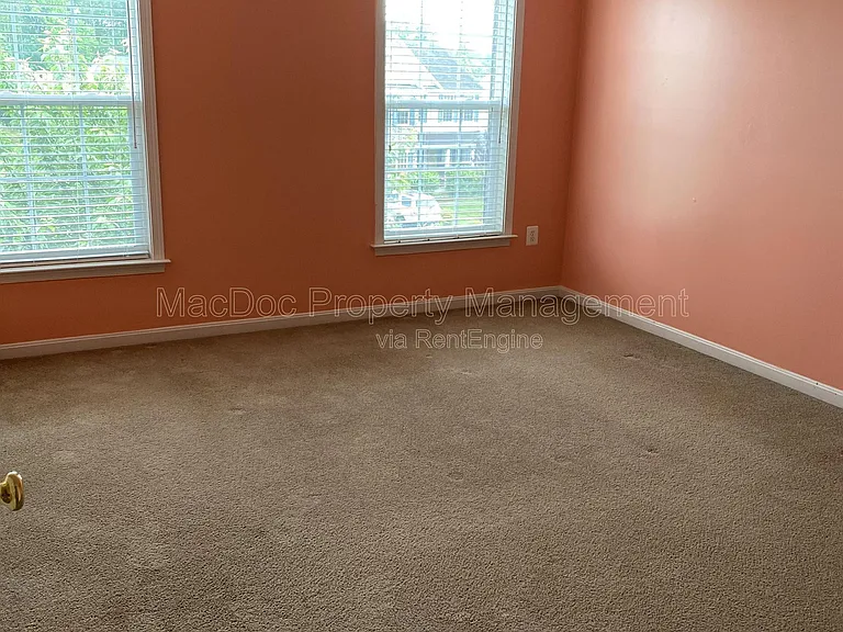 121 Riggs Rd — Photo 28