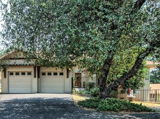 20707 Point View Dr, Groveland, CA 95321