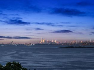 1 Hook Harbor Rd, Atlantic Highlands, NJ 07716