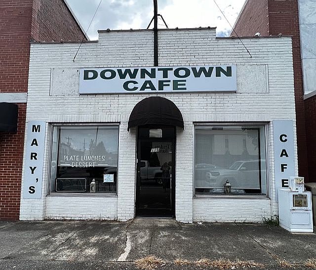 1st image of 119 N Jackson St