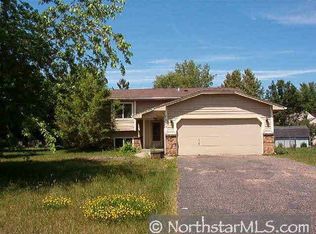 7423 W River Road Ct, Minneapolis, MN 55444