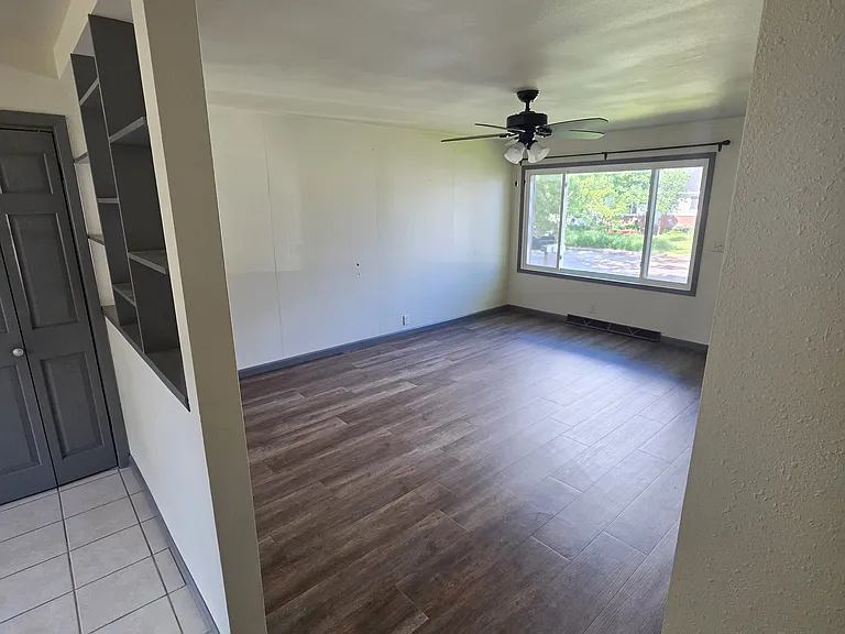 836 Brighton St — Photo 3