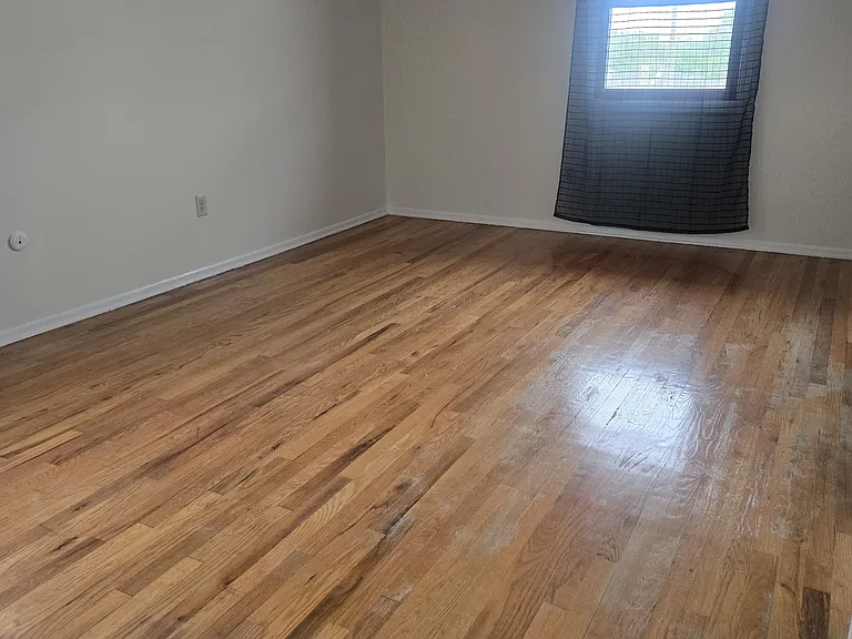 1300 Rock Ave — Photo 3