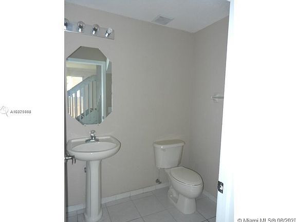 5th image of 7649 NW 116th Ave