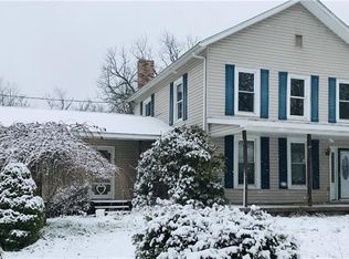 4531 Old Mercer Rd, Volant, PA 16156