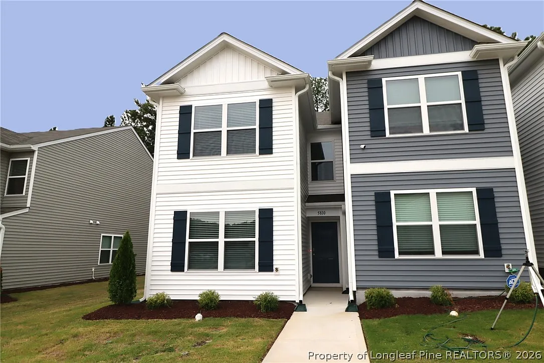 3 bed, 2.5 bath, $1,750 — Photo 1