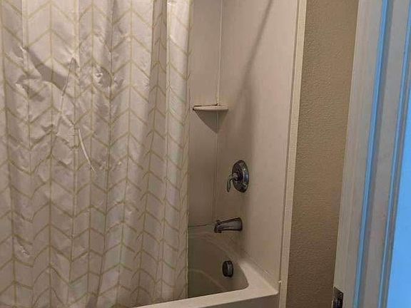 5th image of 870 Altaire Walk