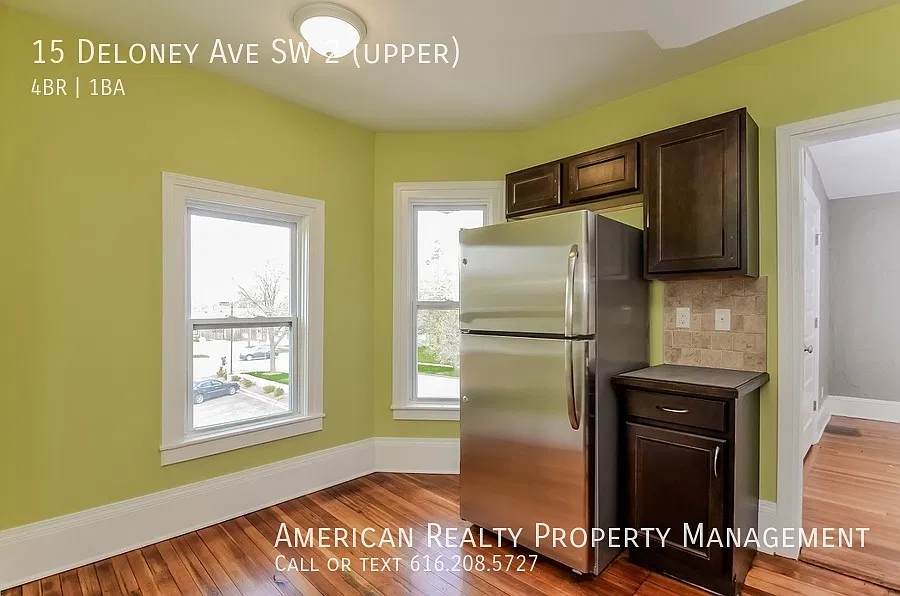 4 bed, 1273 sqft, $2,050 — Photo 4