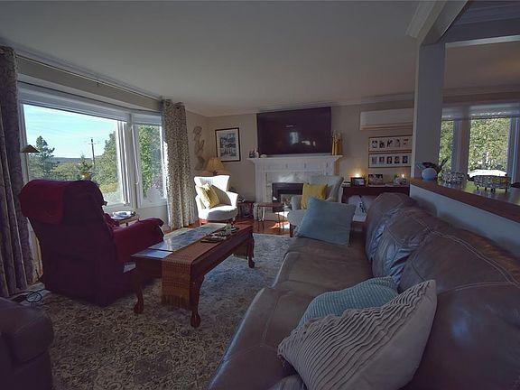 5th image of 51 Old Petty Harbour Road
