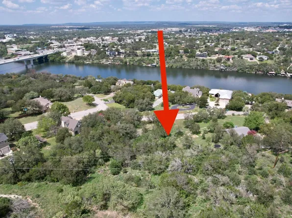 204 Los Escondidos Rd, Marble Falls, TX 78654