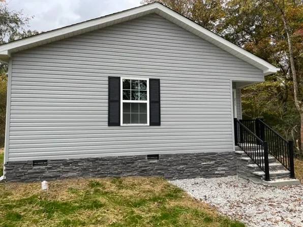 211 Sims Ln, Tullahoma, TN 37388