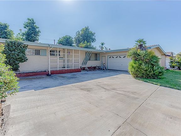 2nd image of 3208 W Faircrest Dr