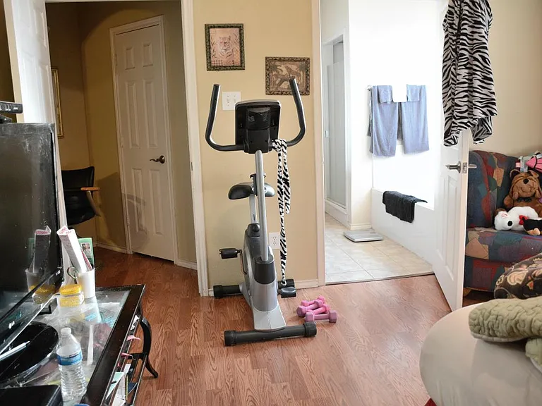 123 Castleridge Dr #A — Photo 15