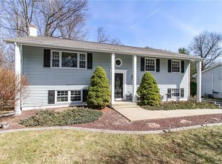 32 Kendell Dr, Wappingers Falls, NY 12590