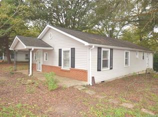 3913 Old York Rd, Gastonia, NC 28056