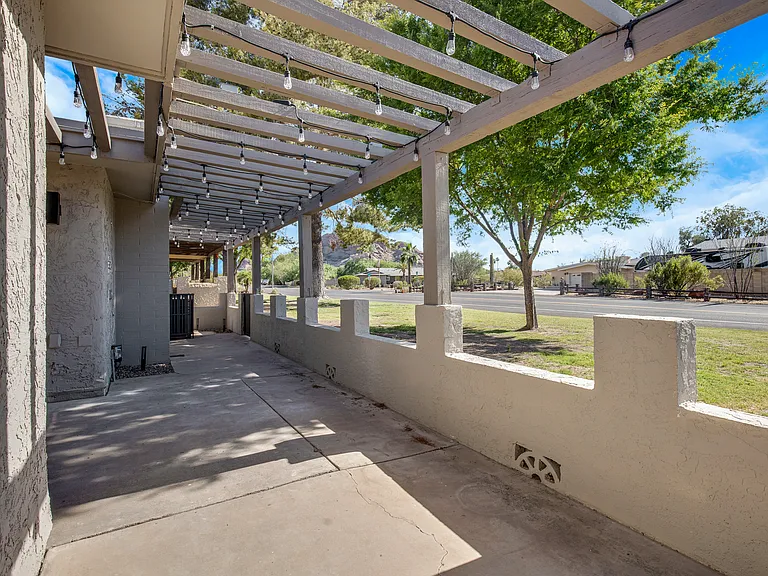 2514 N 60th Pl — Photo 33