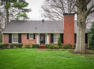 116 Travois Rd, Indian Hills, KY 40207