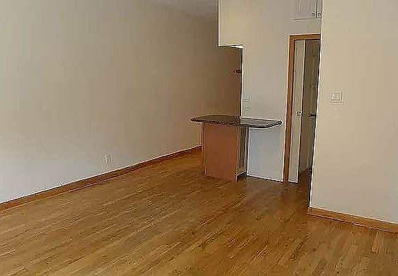 3rd image of 276 7th Ave #2A