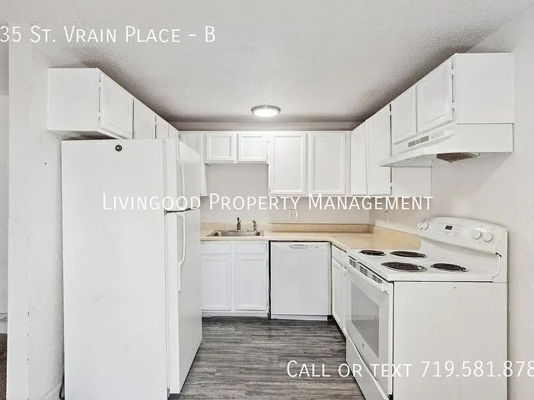 435 Saint Vrain Pl #B — Photo 5