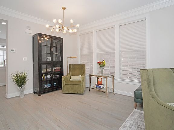 4th image of 8036 Reserve Way