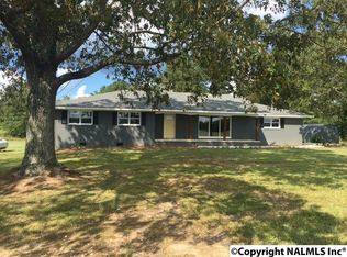 425 Macedonia Rd, Gadsden, AL 35901