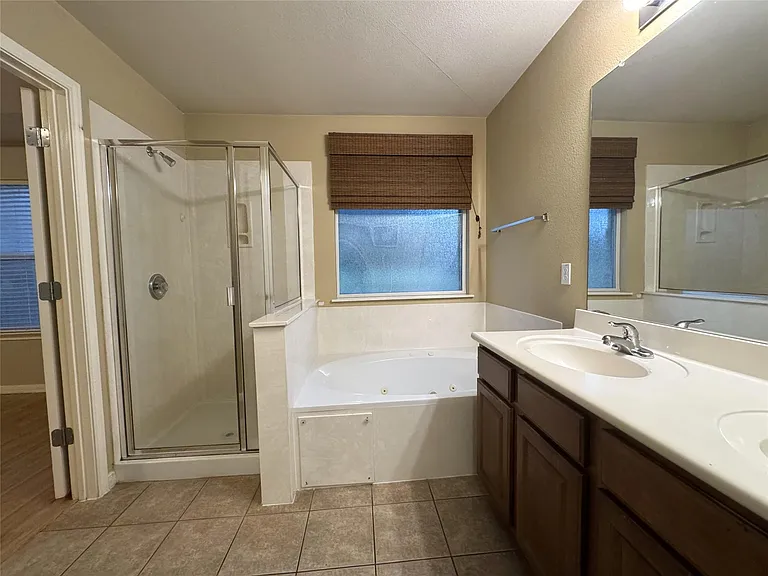 807 Centerbrook Pl — Photo 14