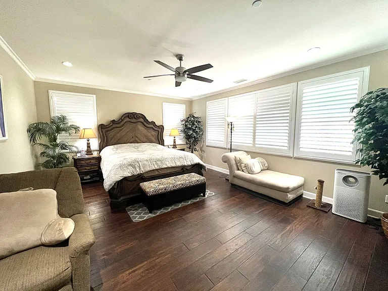 540 N Bardsdale Pl — Photo 9