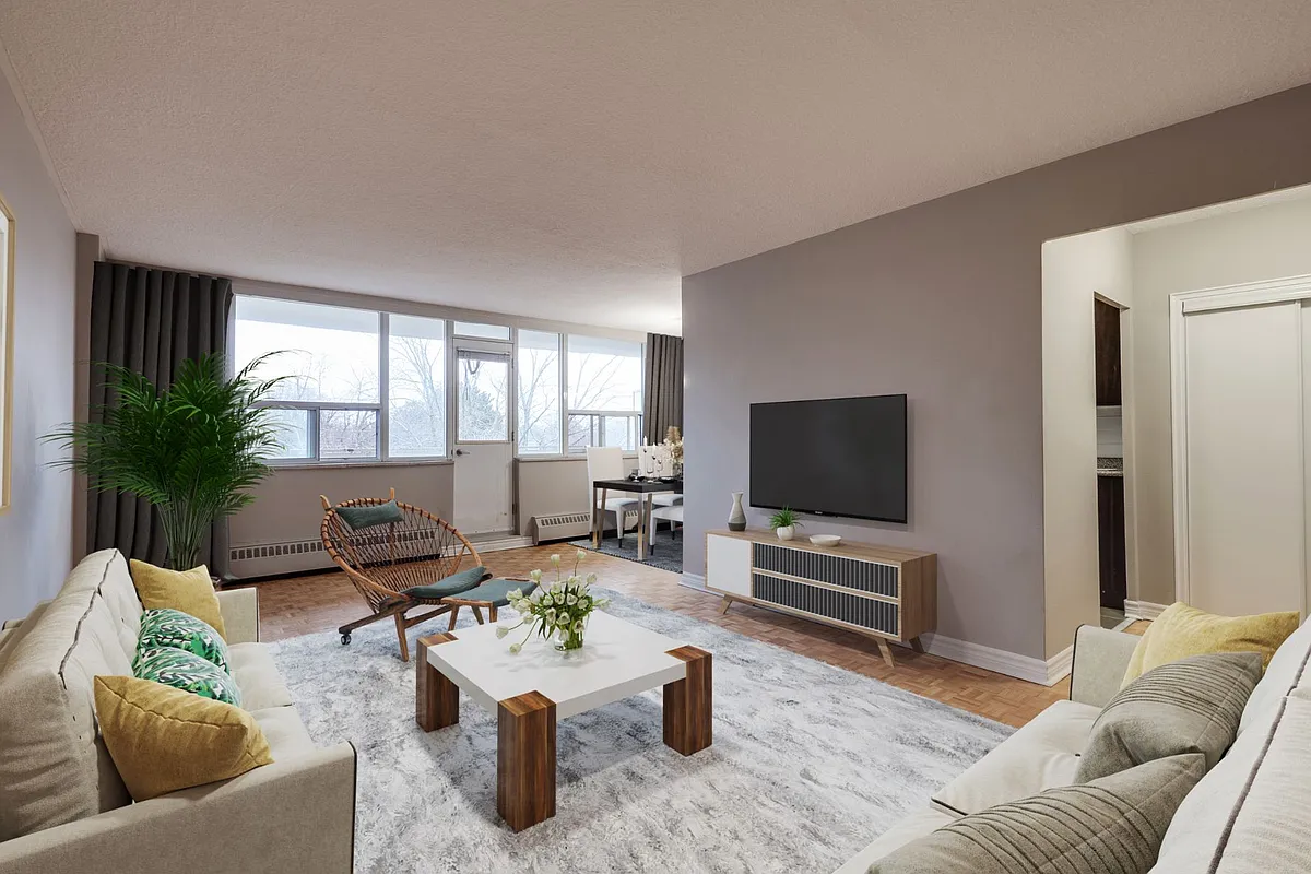 Building Photo - 111 Combermere Dr #121