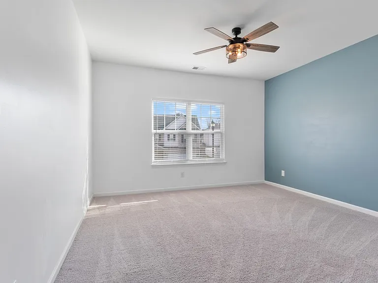 307 Stonewall Dr — Photo 21