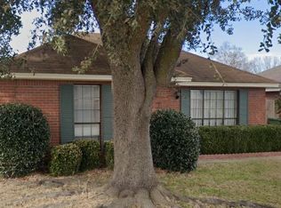 225 Hambleton Rd, Montgomery, AL 36117