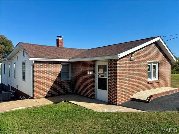 601 Milton Rd, Alton, IL 62002