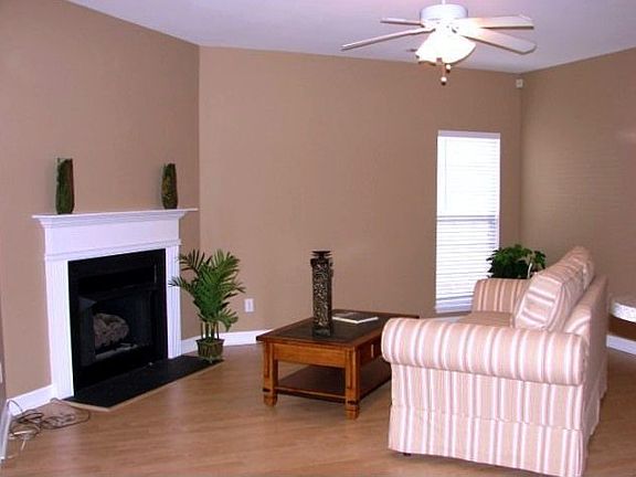 Livingroom from the kitchen
