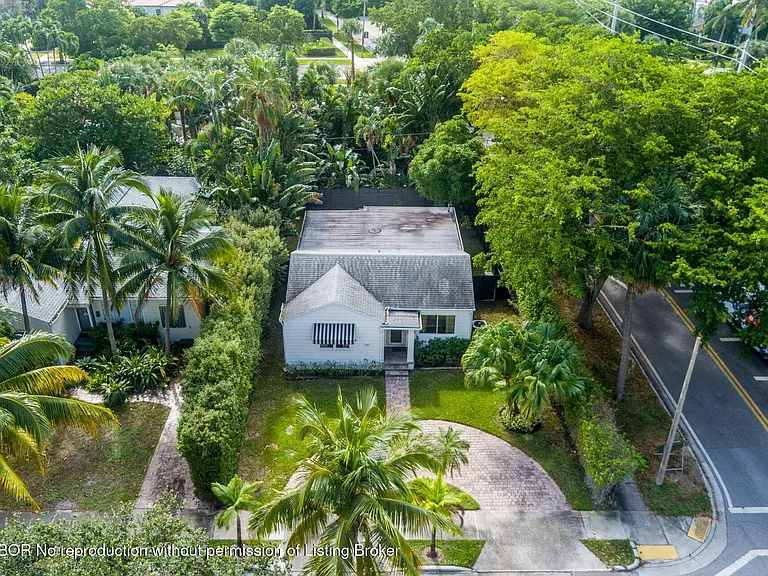 240 Almeria Rd — Photo 25