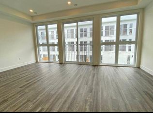 234 Edgevalley Rd #3, London, ON N5V0E3