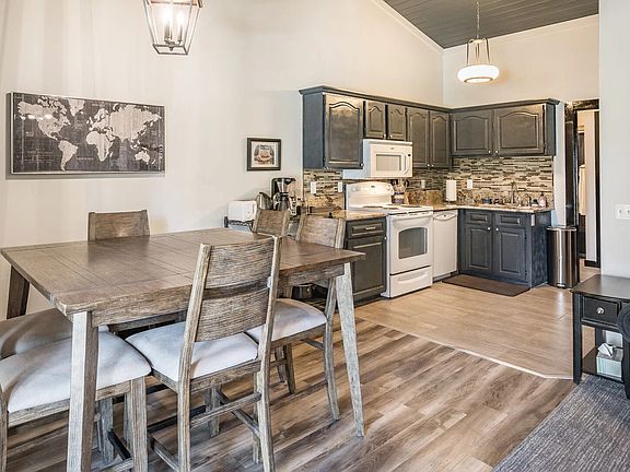 4th image of 300 Bay Point Dr Unit 19-B