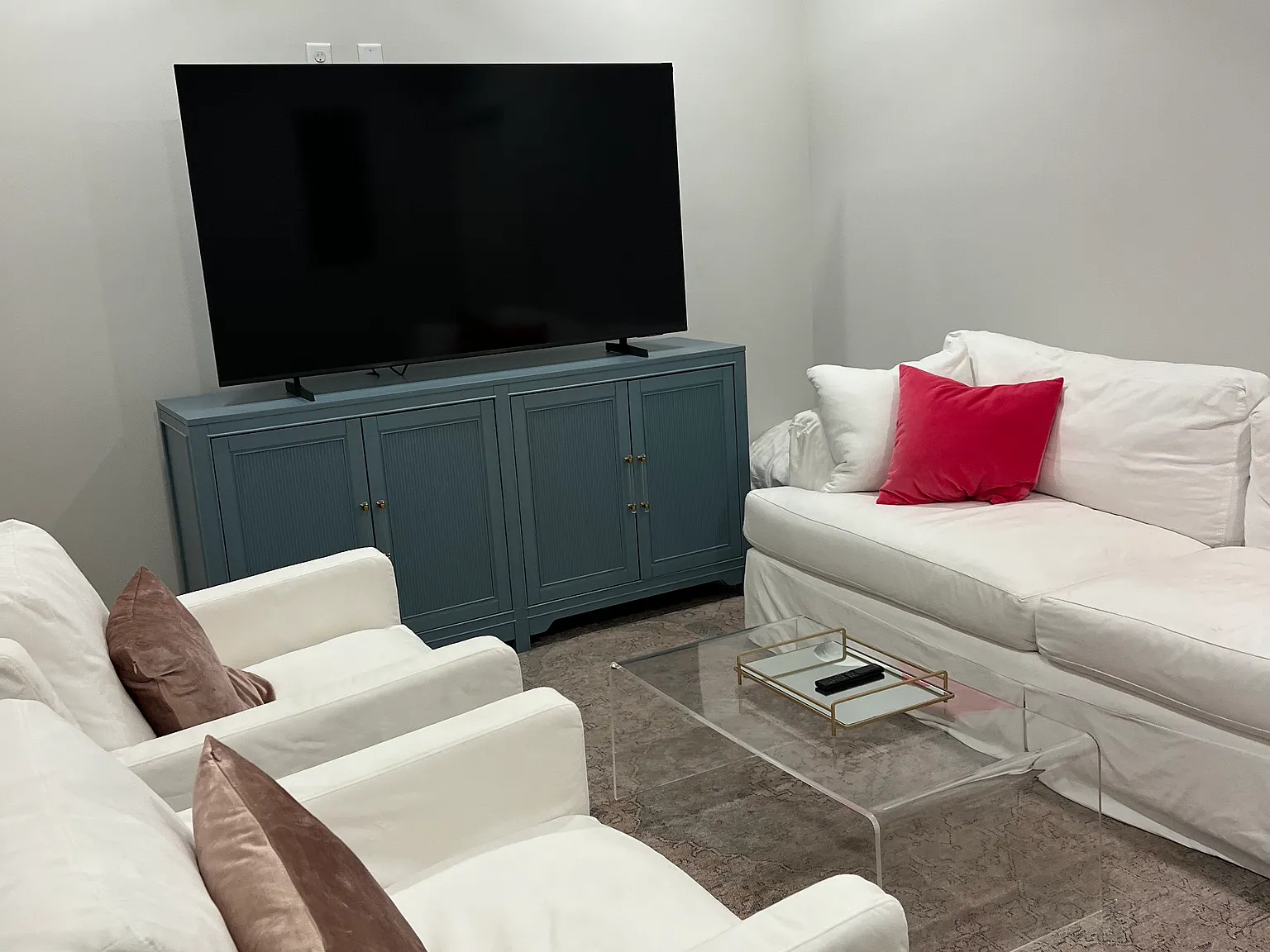 3 bed, 3.5 bath, $3,300 — Photo 2