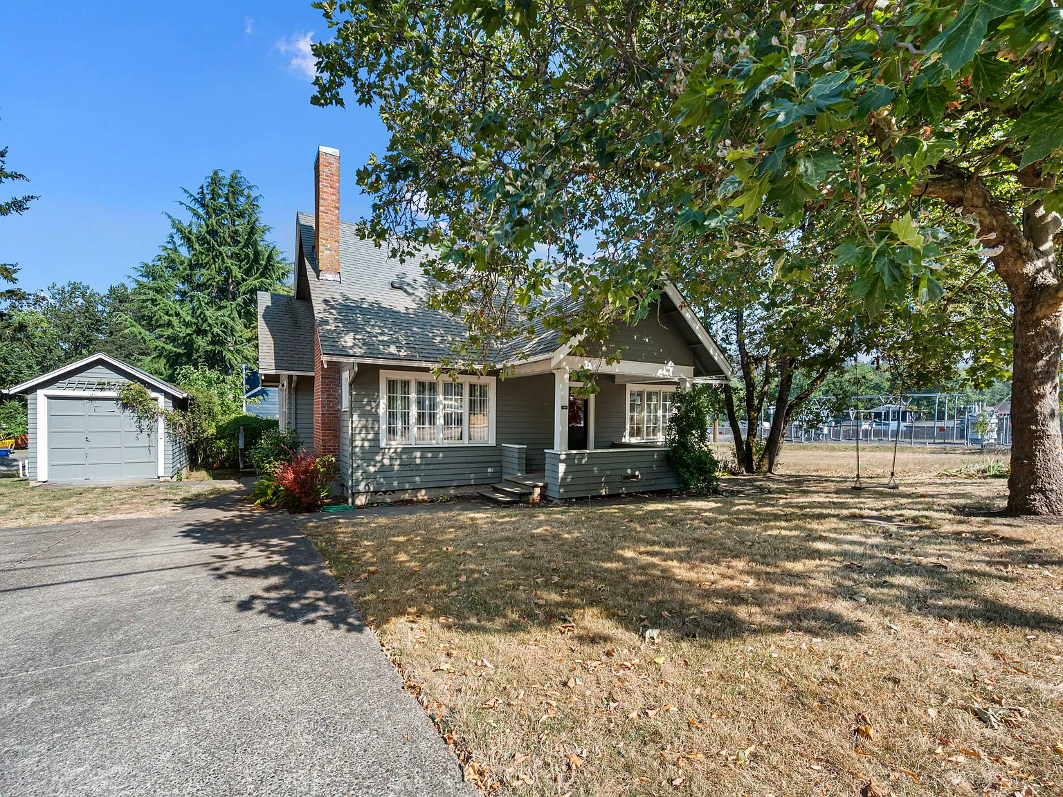 1911 Augusta Street - 1 — Photo 1