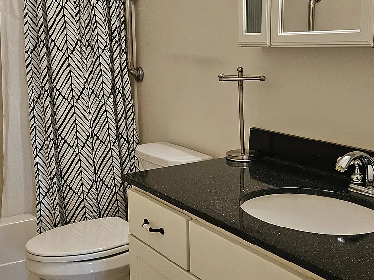 61 Molly Ln — Photo 22