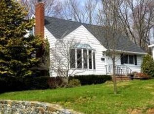 15 Jacobus Ave, Wayne, NJ 07470