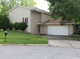 434 Norris Ct, Waterloo, IA 50701
