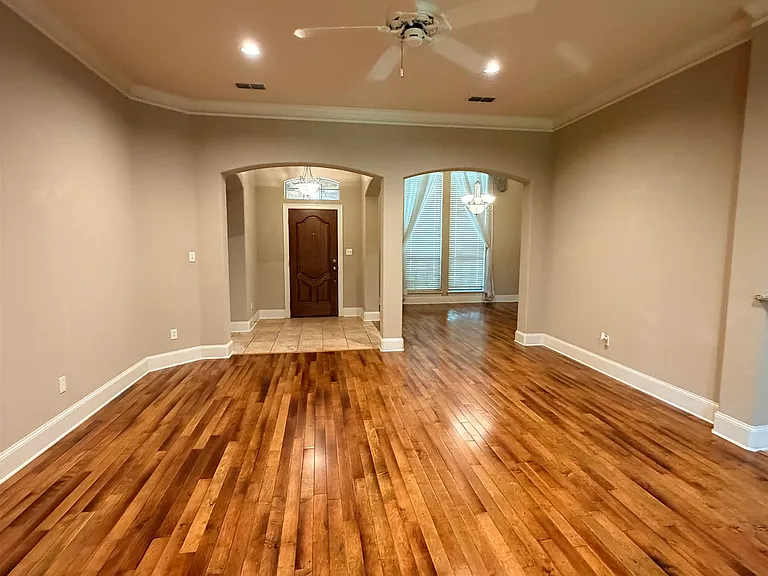 5706 Andover Dr — Photo 7