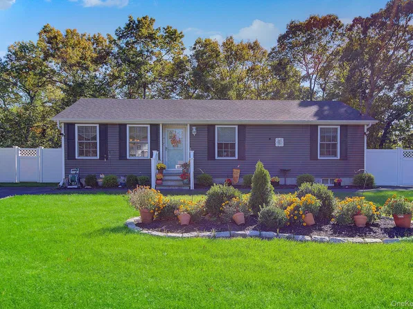 204 Pacific Street, Port Jefferson, NY 11776