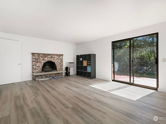 3rd image of 4117 Serene Way