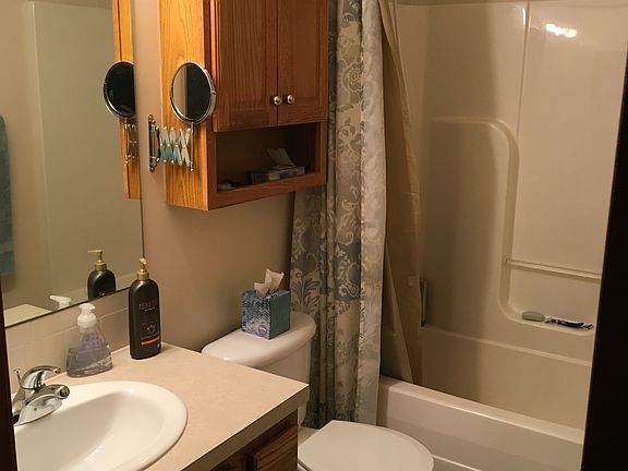 Main floor bathroom