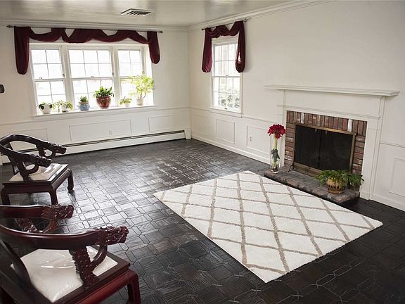 5th image of 23 Blueberry Ln