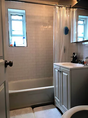 Rented by Prime Realty | media 9