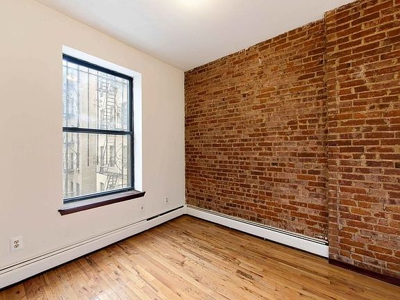 3rd image of 969 Columbus Ave #4D
